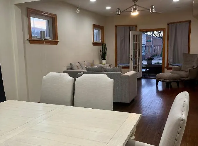 Relaxing Entire Roseland Neighborhood Unit *