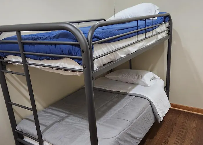Relaxing Entire Roseland Neighborhood Unit Apartment Chicago